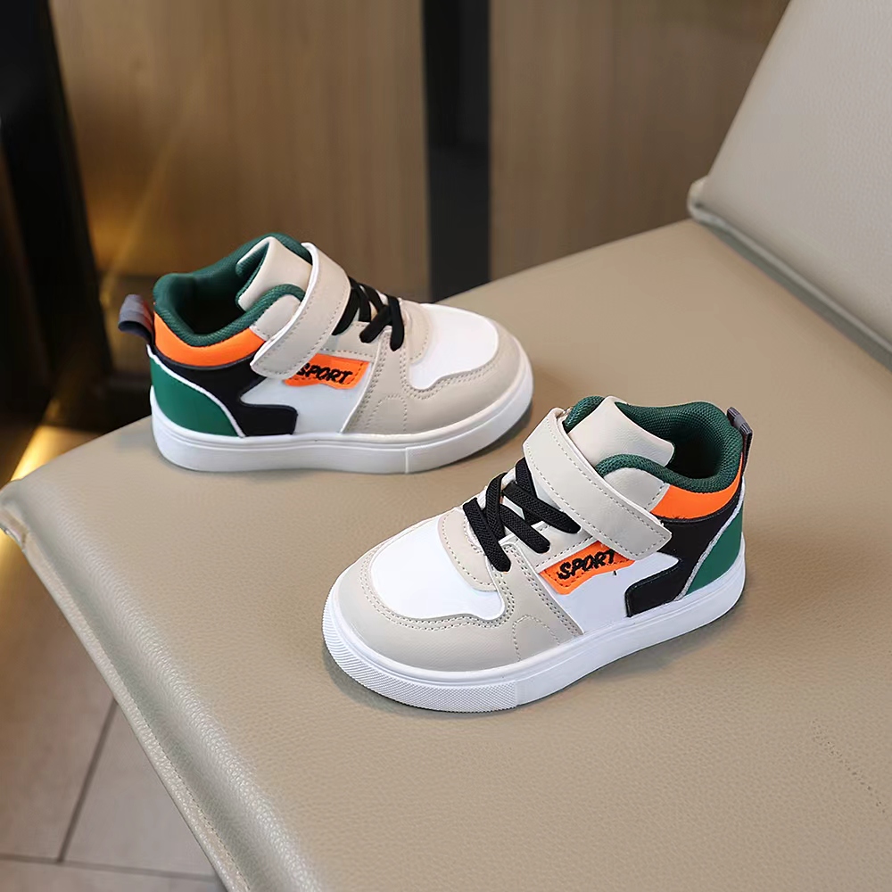 COMFY KIDS キッズ 3-8 歳用 グレー マルチカ - Sneaker Zone のレビューと価格