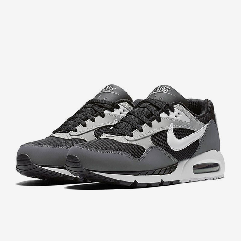 ナイキ公式の本格的なエア マックス メンズ クッション性と通 - Sneaker Zone のレビューと価格